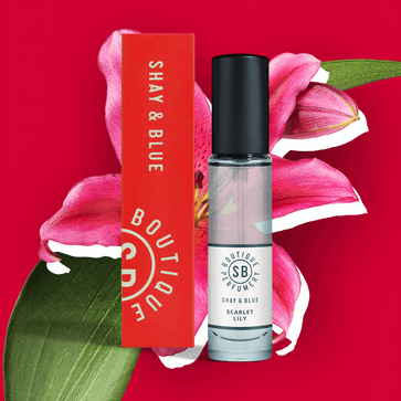 Scarlet Lily Fragrance 0.3oz 0.3oz – Big scarlet lily blooms with ylang ylang in a lush, floral glow-up.